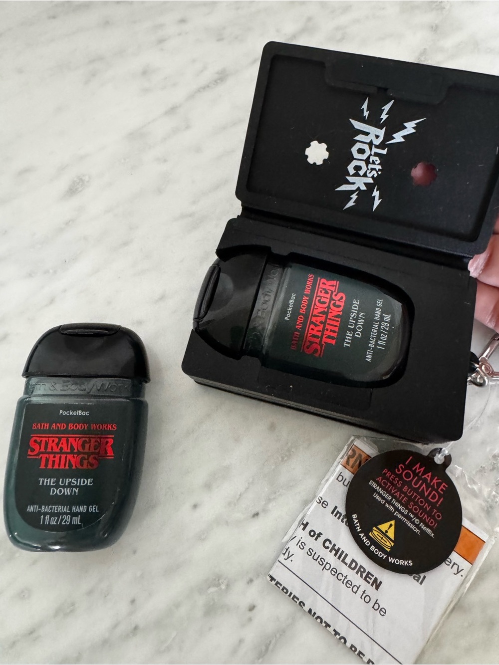 Stranger Things Red & Black Cassette Portable Audio Case with Green Hand Gel - Picture 2 of 3